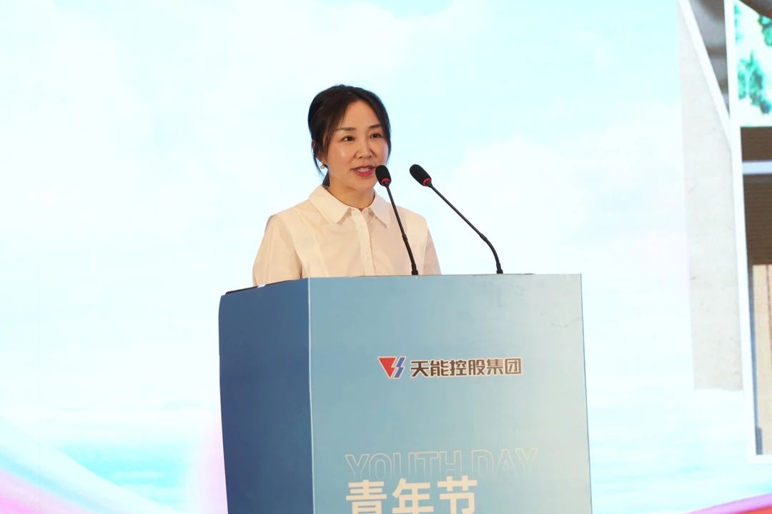 才聚j9娱乐 智创未来|j9娱乐青年这样过五四.jpg